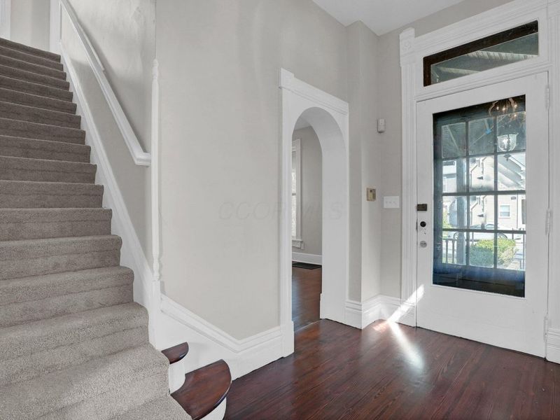 93 W King Avenue, Columbus, OH 43201 Photo 4