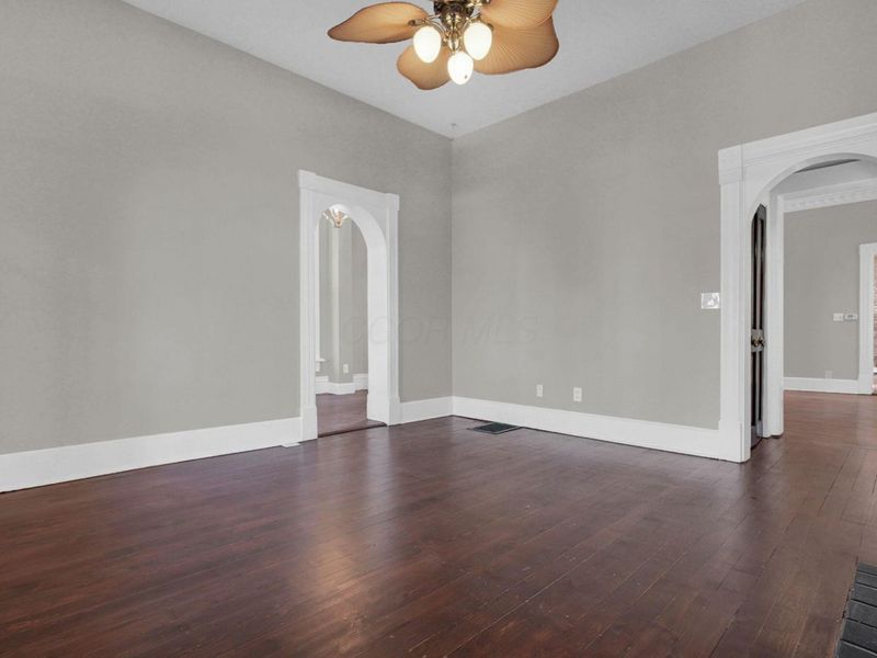 93 W King Avenue, Columbus, OH 43201 Photo 8