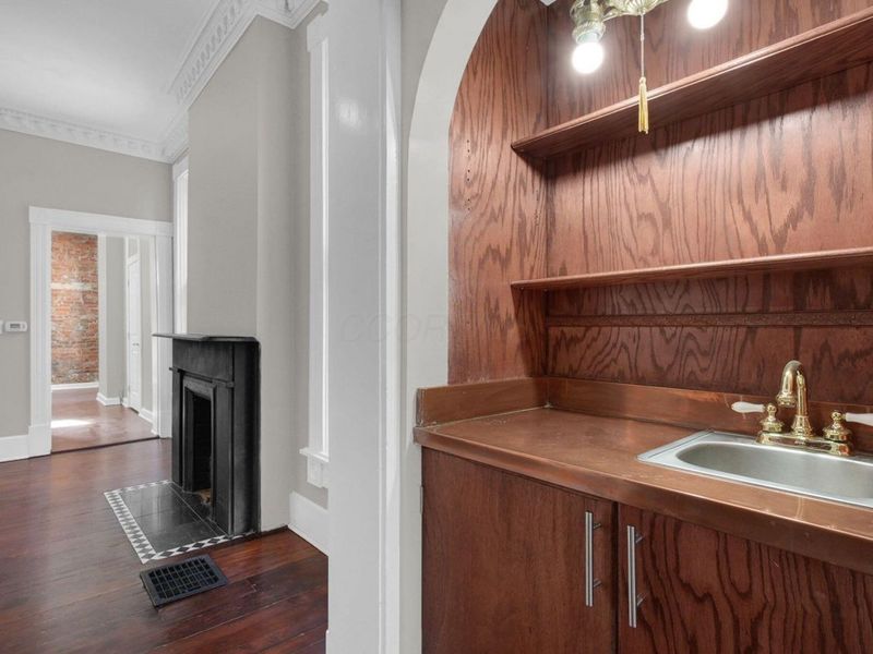 93 W King Avenue, Columbus, OH 43201 Photo 9