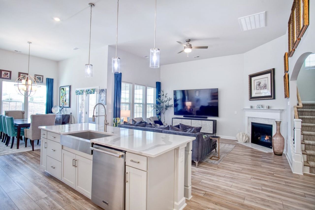 351 Happy Valley Dr.  Photo 6