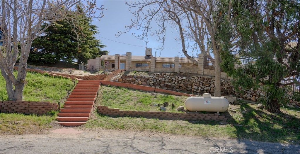 43134 Peek A Boo Road, Lake Hughes, CA 93532 Main Photo