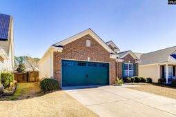 210 Flora Springs Circle photo 4