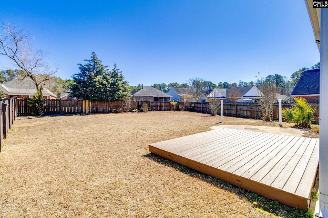 210 Flora Springs Circle Photo 31