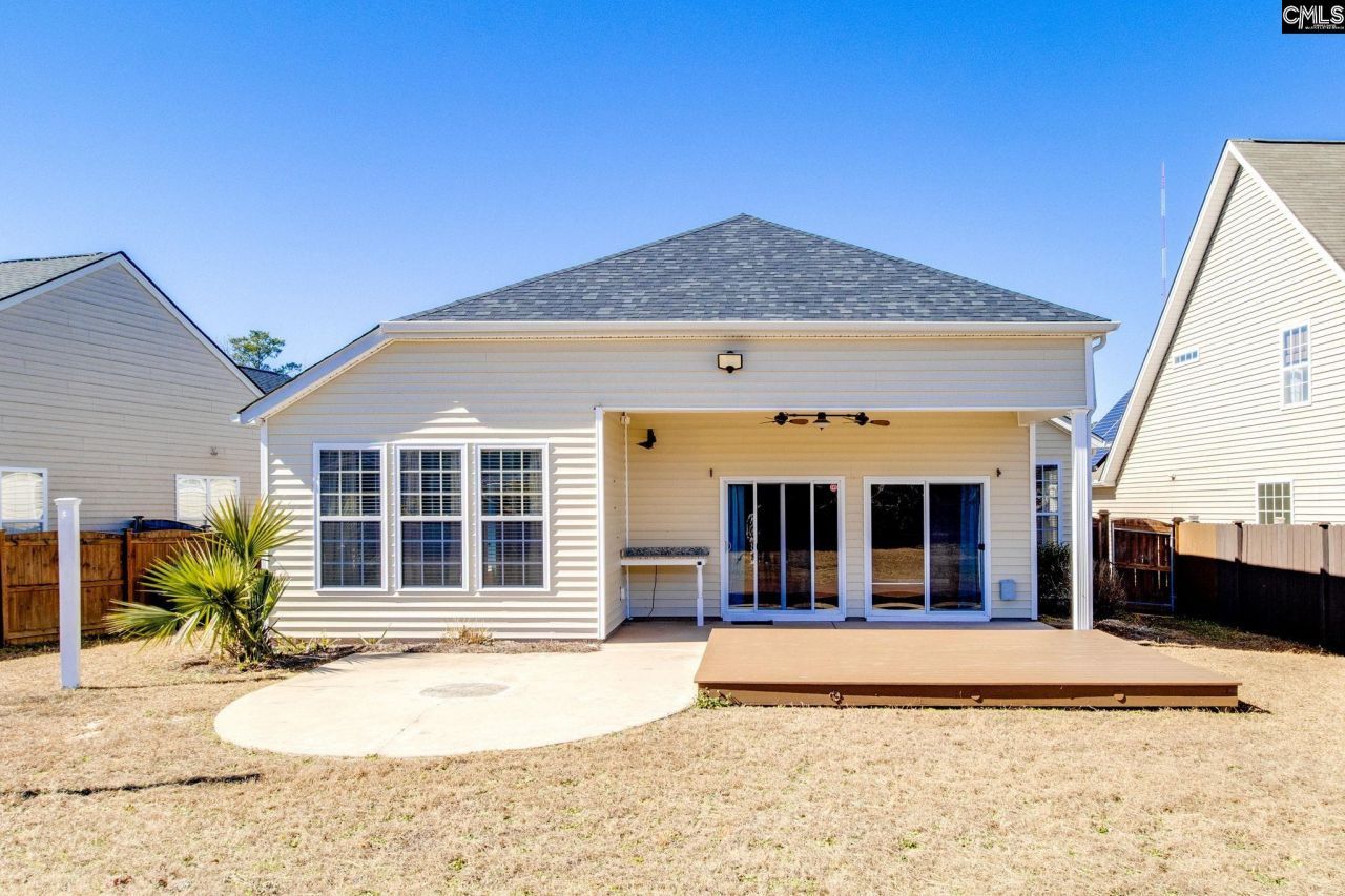 210 Flora Springs Circle Photo 33