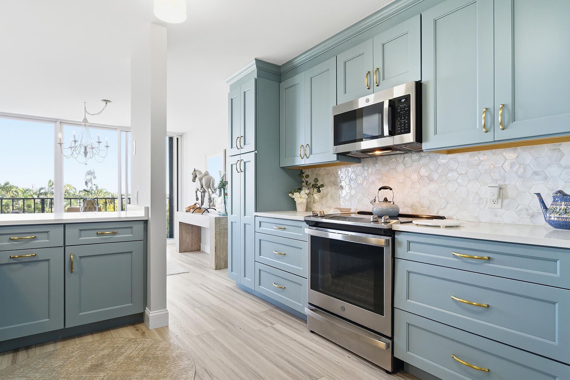 122 Lakeshore Drive, Unit 433, North Palm Beach, FL 33408 Photo