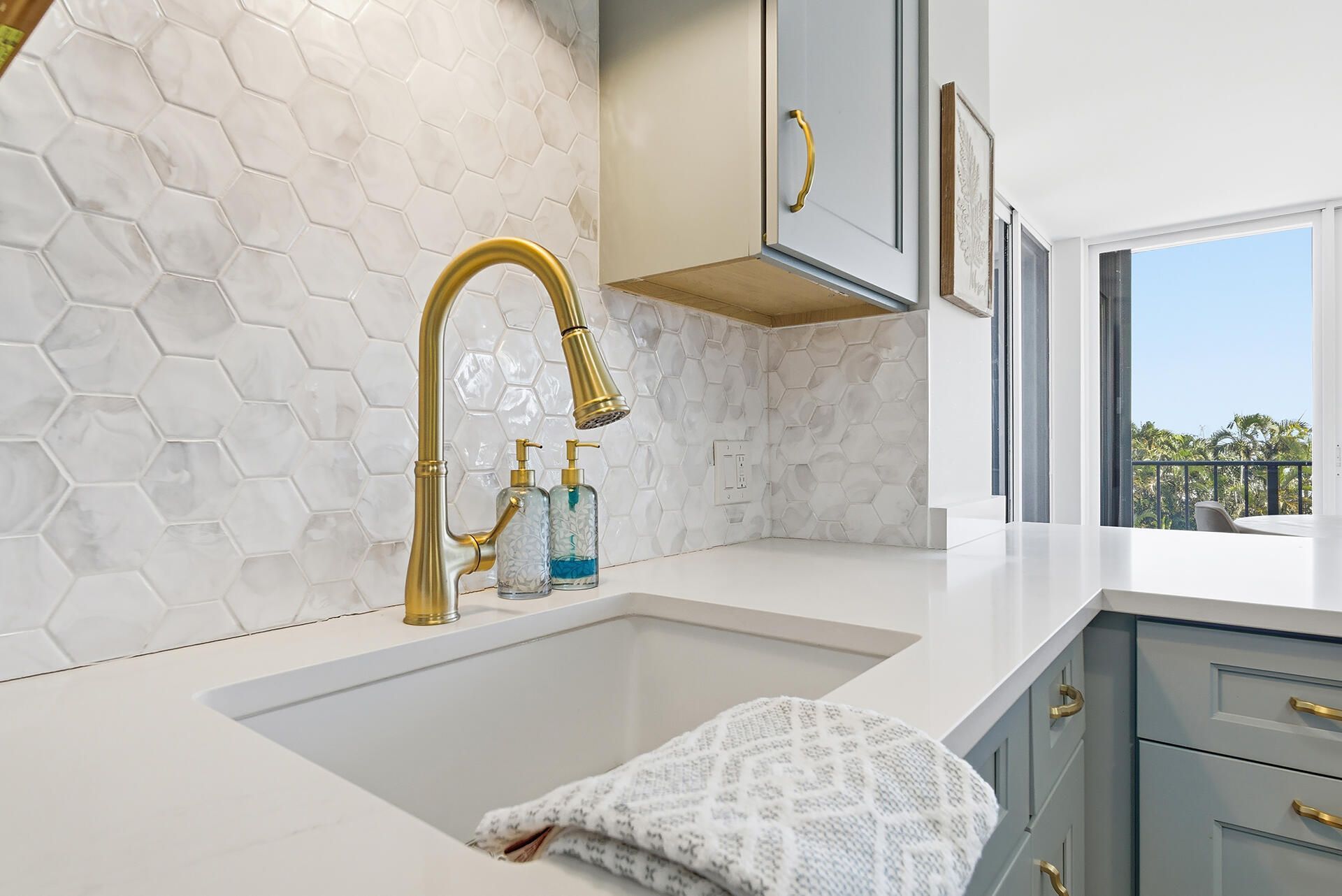 122 Lakeshore Drive, Unit 433, North Palm Beach, FL 33408 Photo