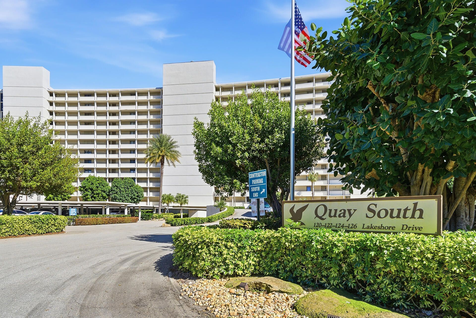 122 Lakeshore Drive, Unit 433, North Palm Beach, FL 33408 Photo