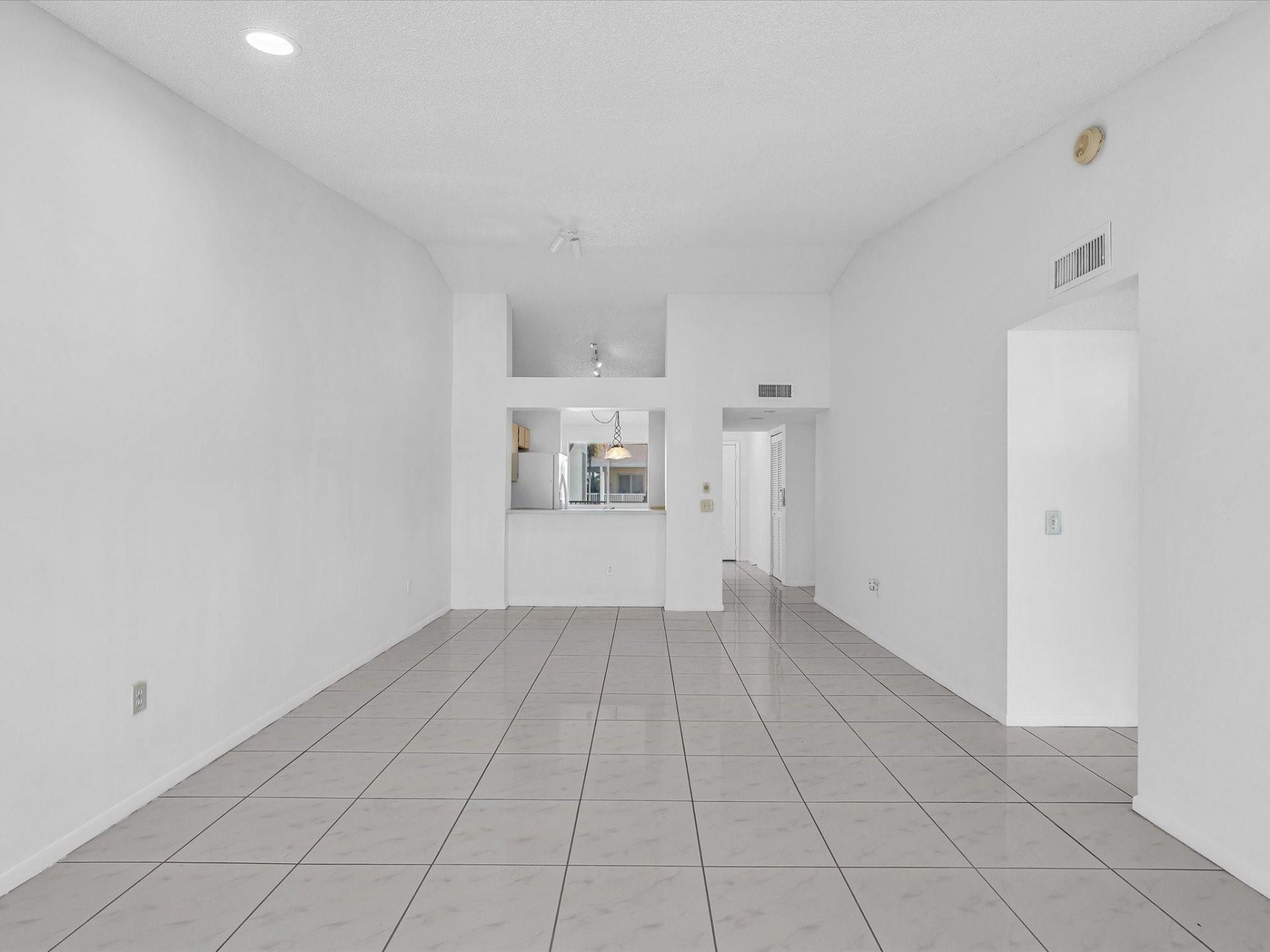 7663 Trent Drive, Unit 216, Tamarac, FL 33321 Photo