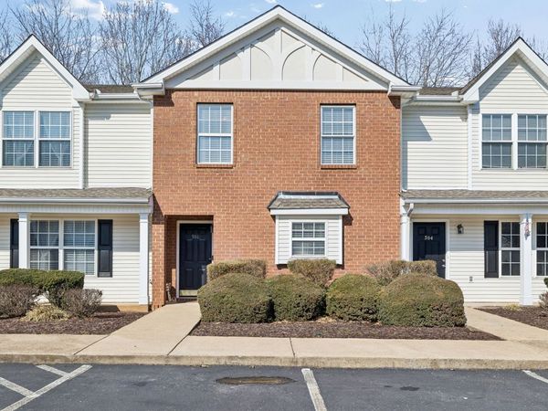 306 Arapaho Dr, Murfreesboro, TN 37128