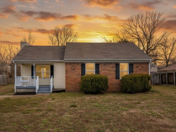 130 Sunnymeade Dr, Mount Juliet, TN 37122