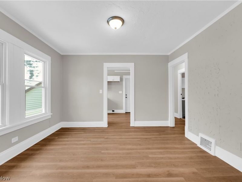 9409 Denison Avenue, Unit 2/UP, Cleveland, OH 44102 Photo 7