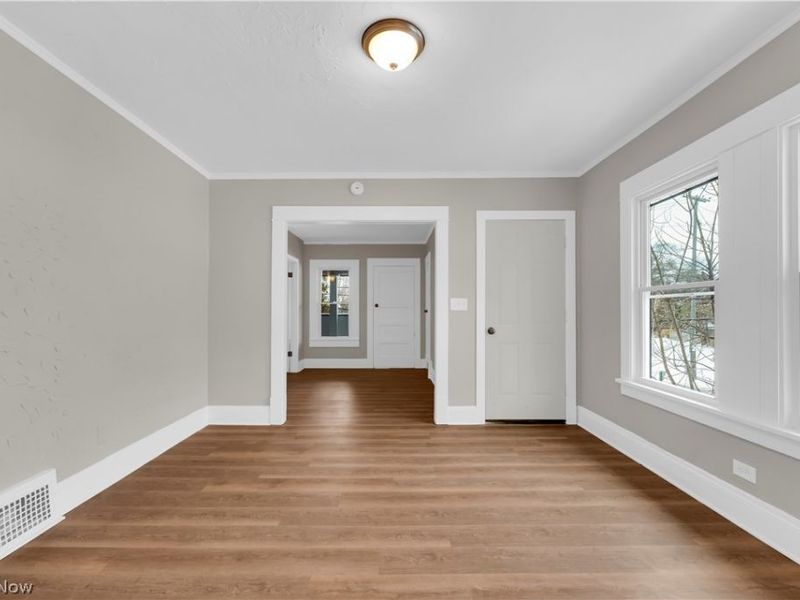 9409 Denison Avenue, Unit 2/UP, Cleveland, OH 44102 Photo 8