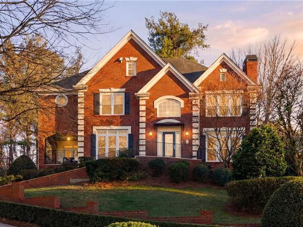 6 Wieuca Trace NE, Atlanta, GA 30342