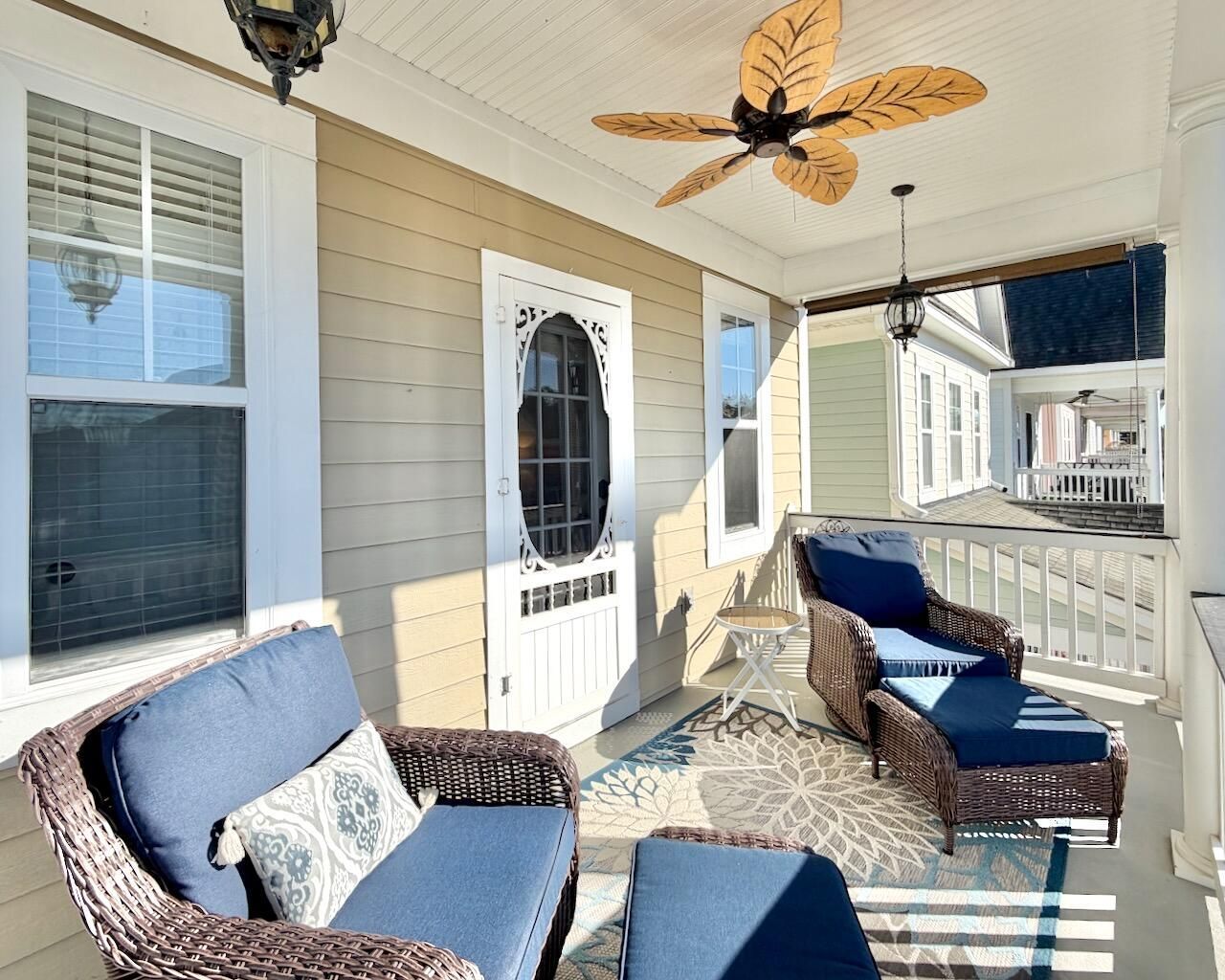 105 Hyacinth Street Photo 20