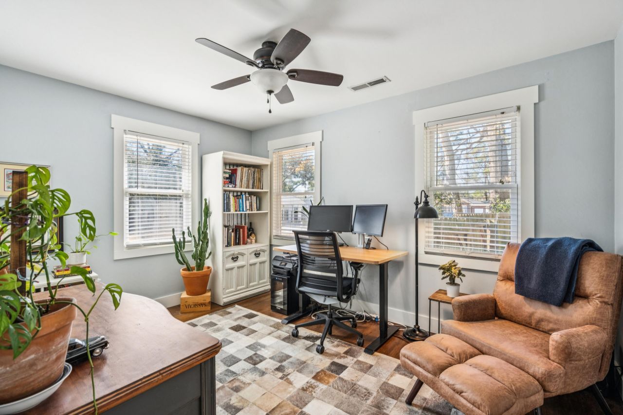 227 Stinson Drive Photo 17