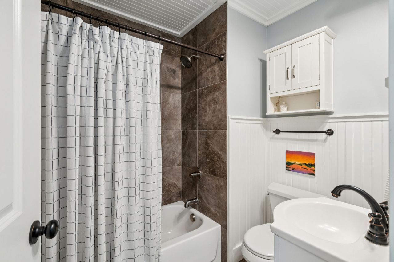 227 Stinson Drive Photo 22