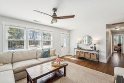 227 Stinson Drive photo 4