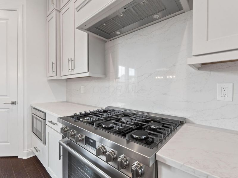 5450 Maple Drive , Lewis Center, OH 43035 Photo 28