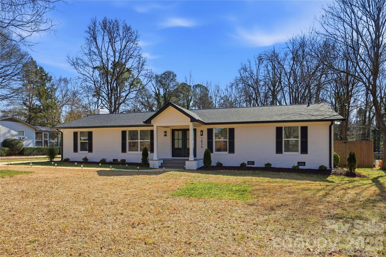 7834 Rainbow Drive, Charlotte, NC 28227 Main Photo