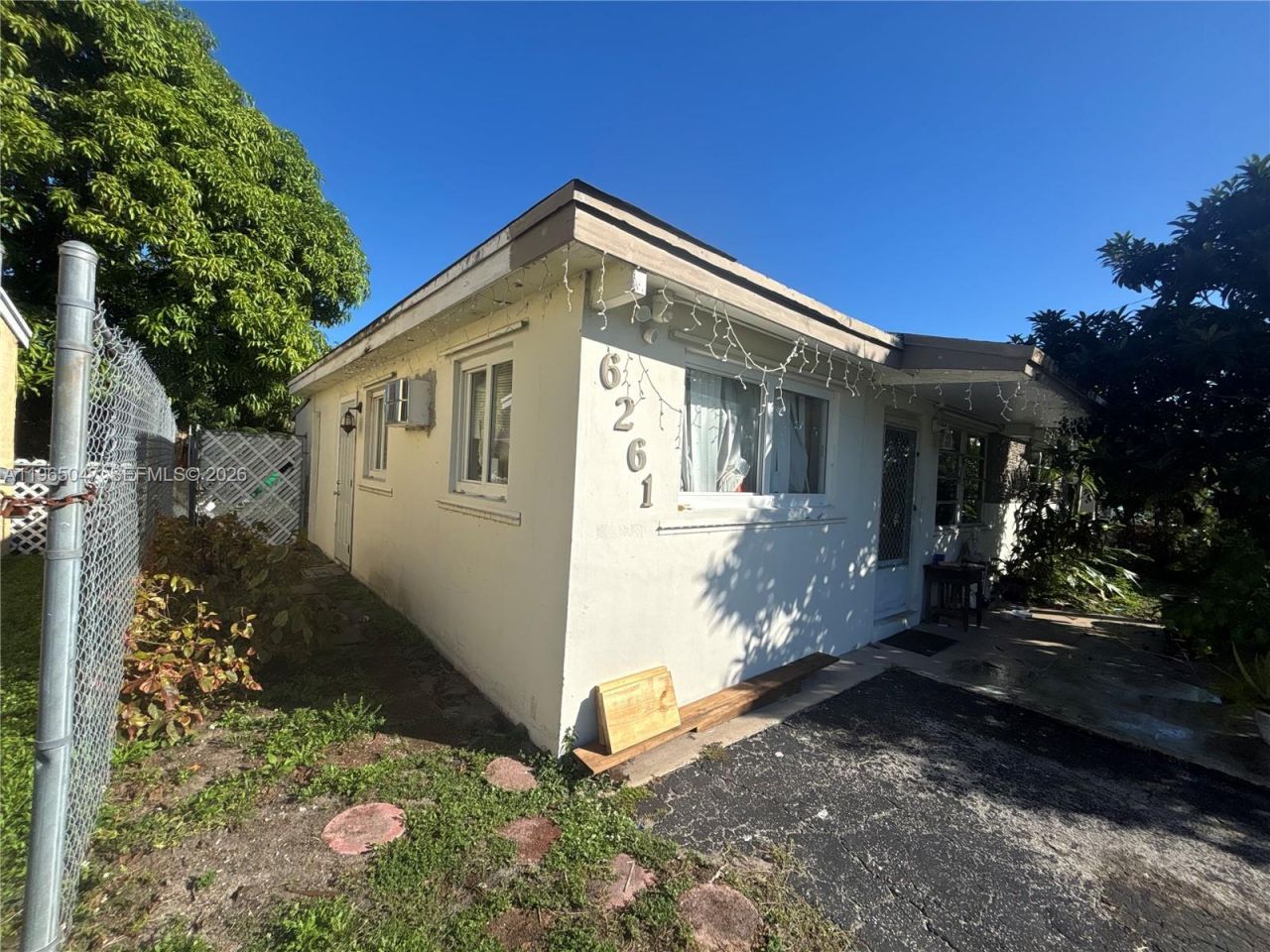 6261 SW 25th St, Miramar, FL 33023 Photo