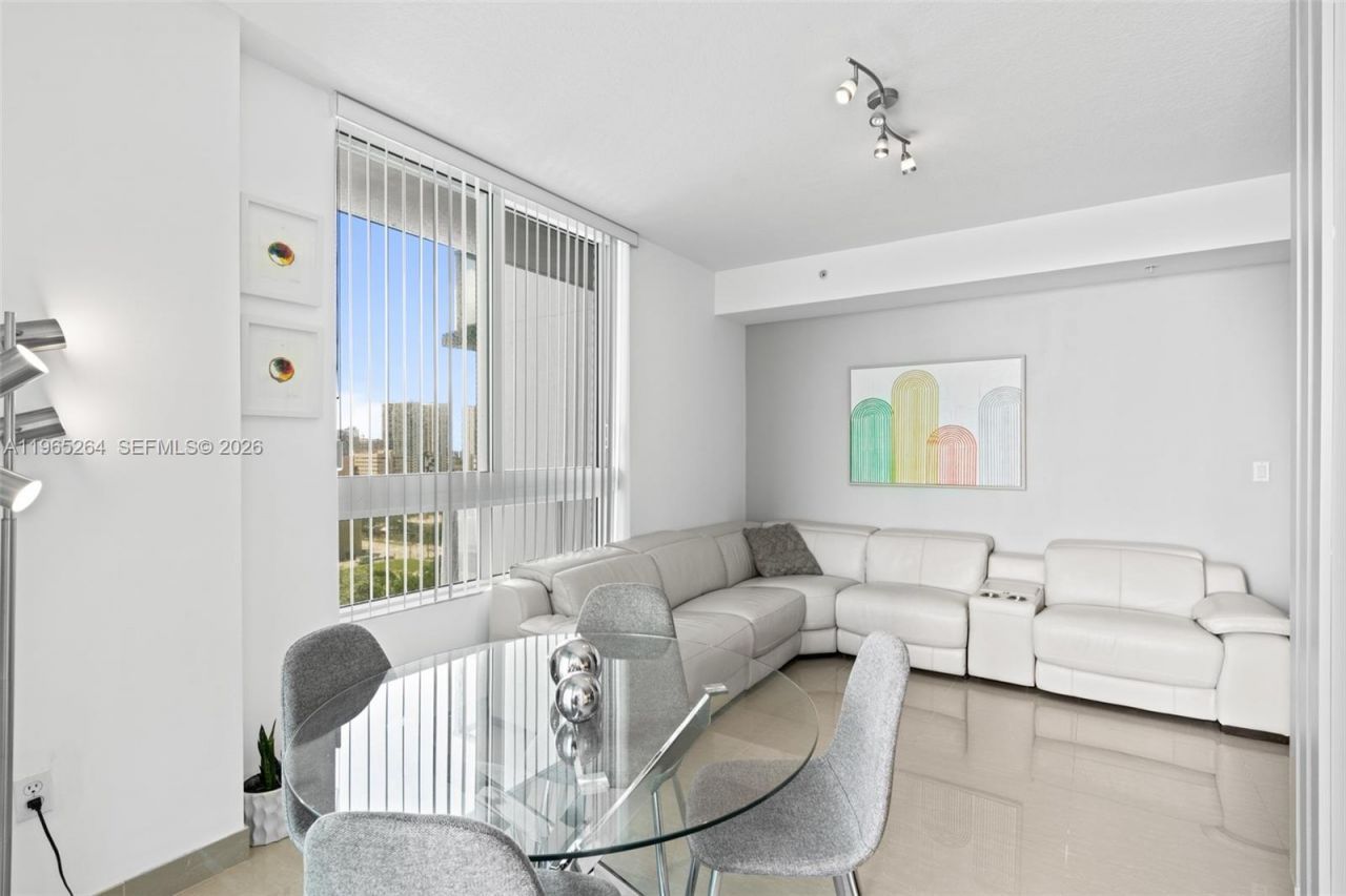 1900 N Bayshore Dr, Unit 1505, Miami, FL 33132 Photo