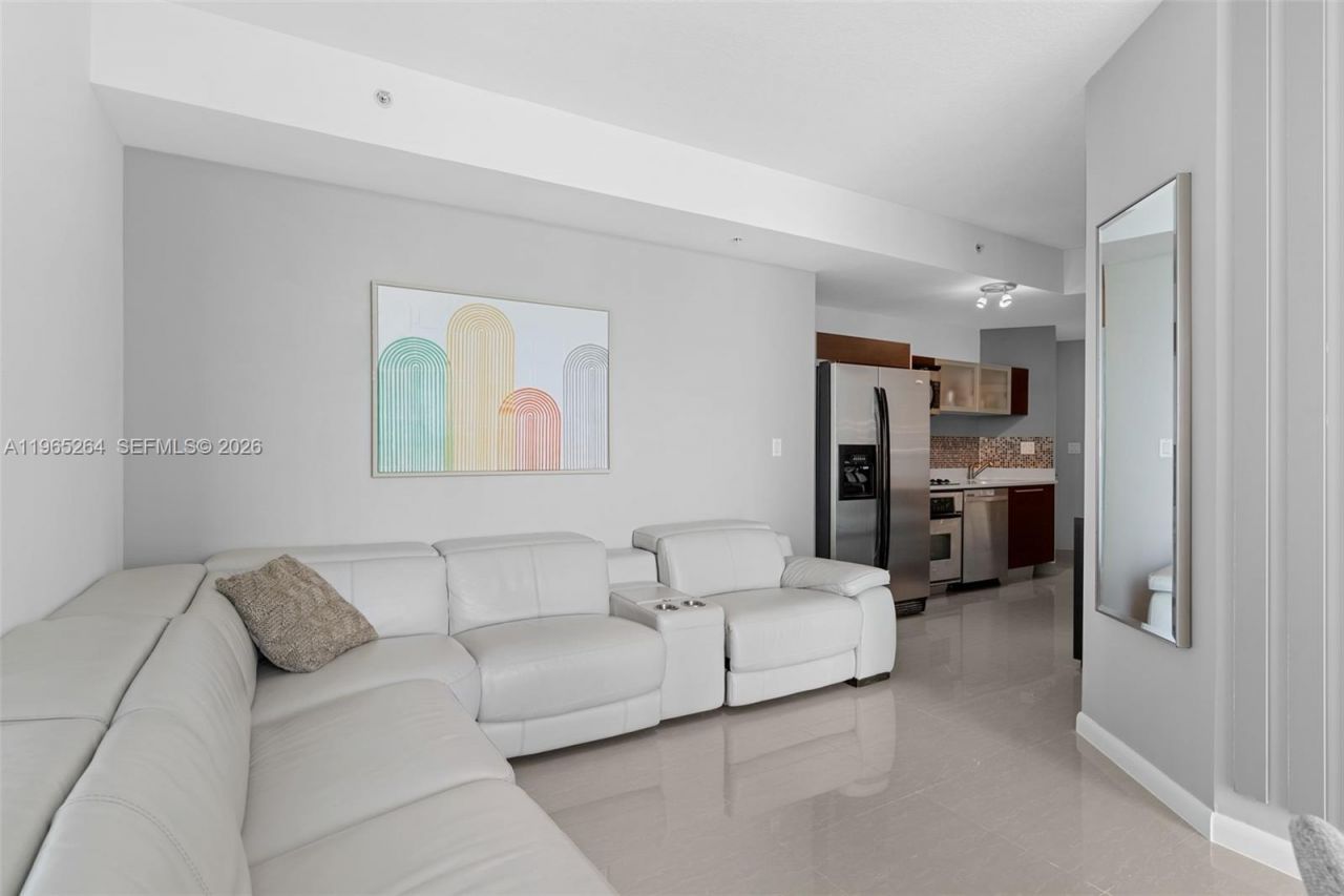 1900 N Bayshore Dr, Unit 1505, Miami, FL 33132 Photo