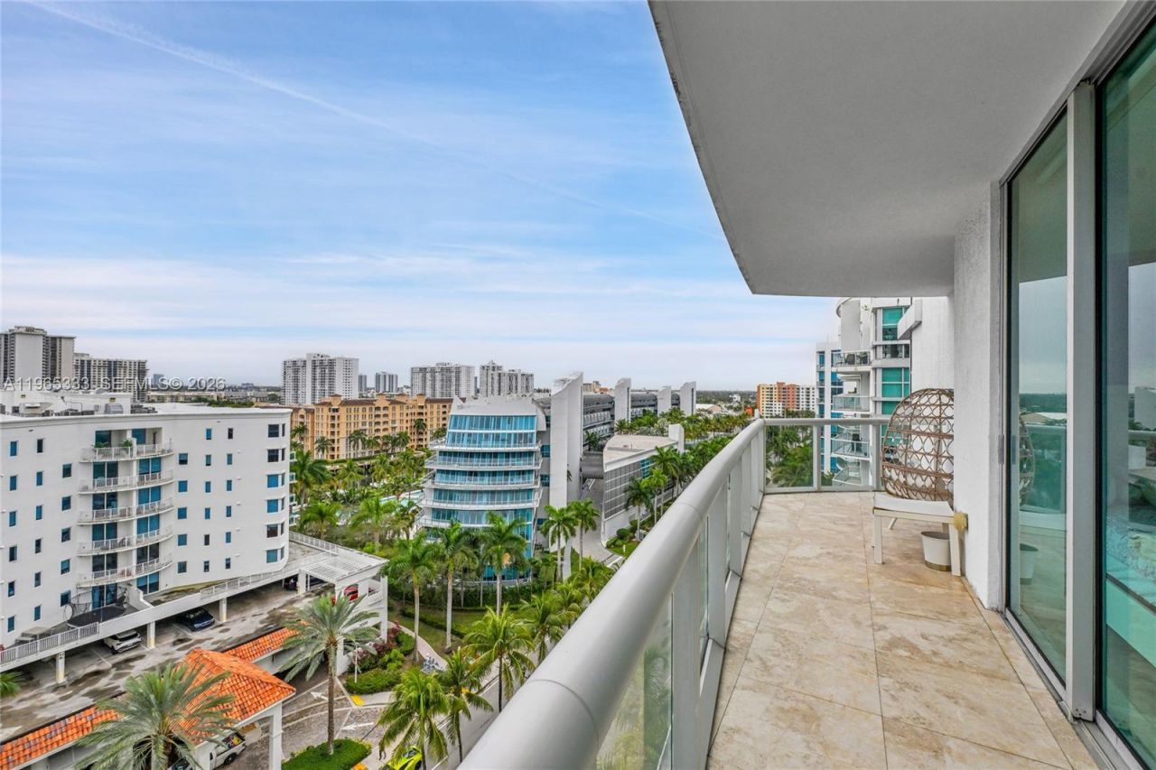 3131 NE 188th St, Unit 2-1107, Aventura, FL 33180 Photo