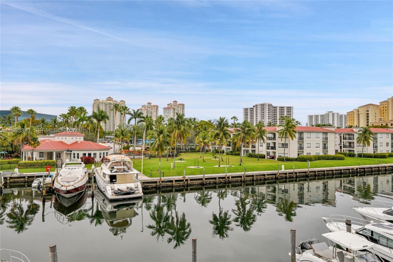 3131 NE 188th St, Unit 2-1107, Aventura, FL 33180 Photo