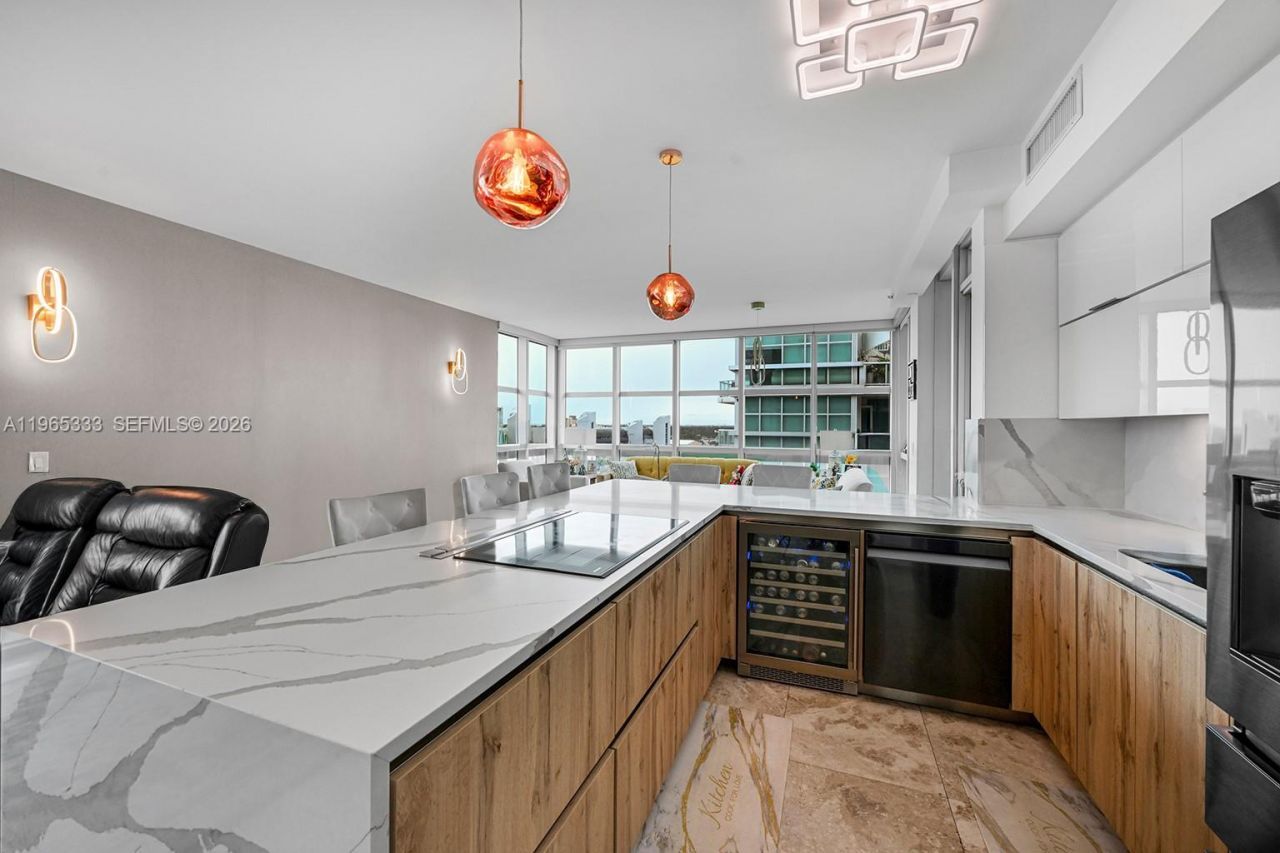 3131 NE 188th St, Unit 2-1107, Aventura, FL 33180 Photo