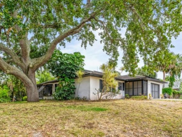 101 Landover Drive, Sebastian, FL 32958