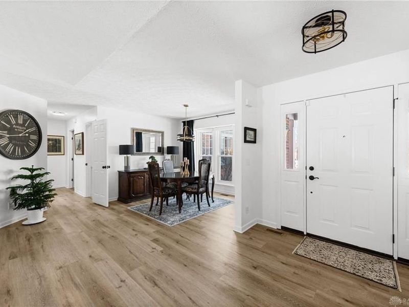 1065 Dunstan Court, Morrow, OH 45152 Photo 4