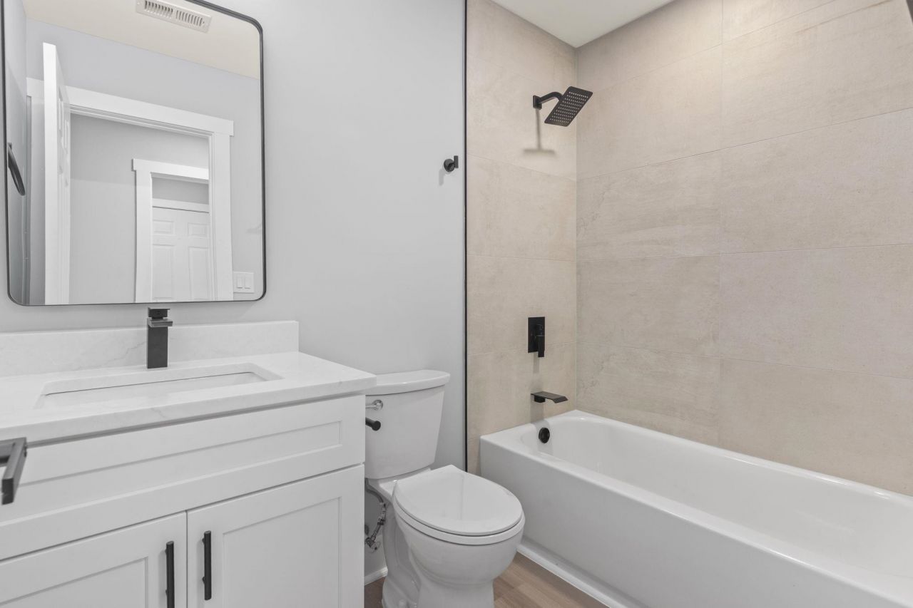 653 Kindred Dr.  Photo 25