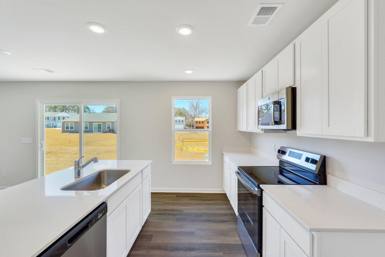 8042 Caswell Court Photo 8