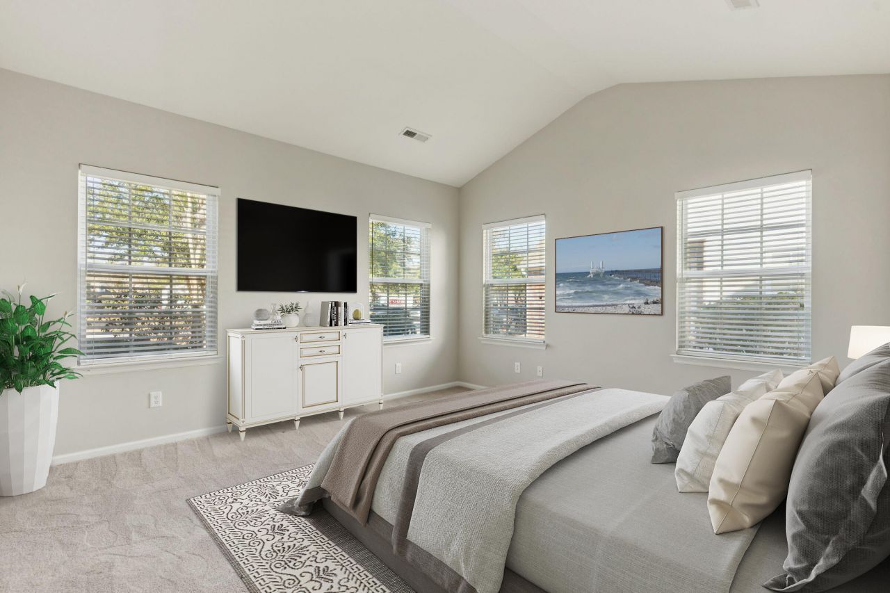 222 Xavier Street Photo 13