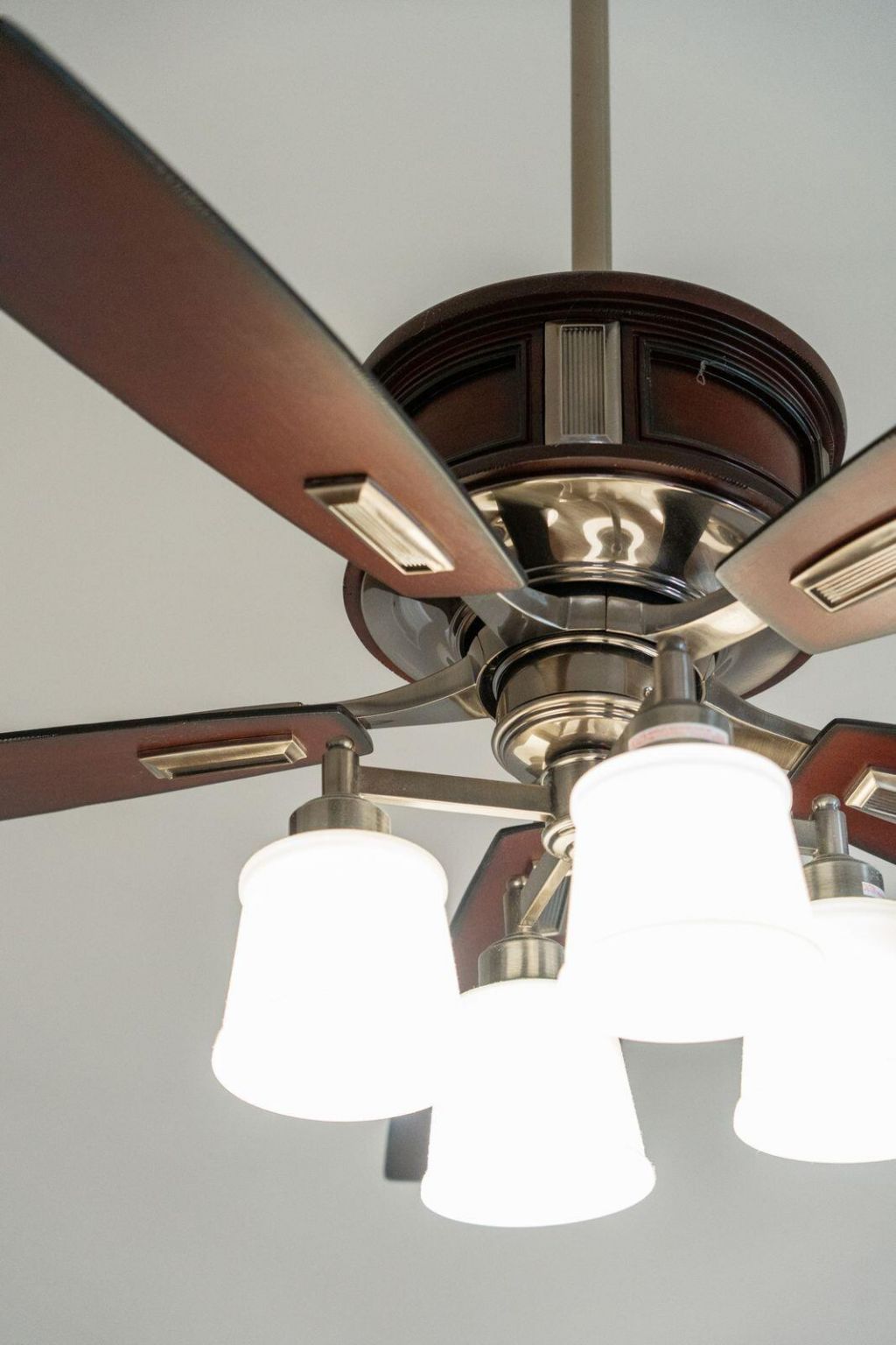 222 Xavier Street Photo 8