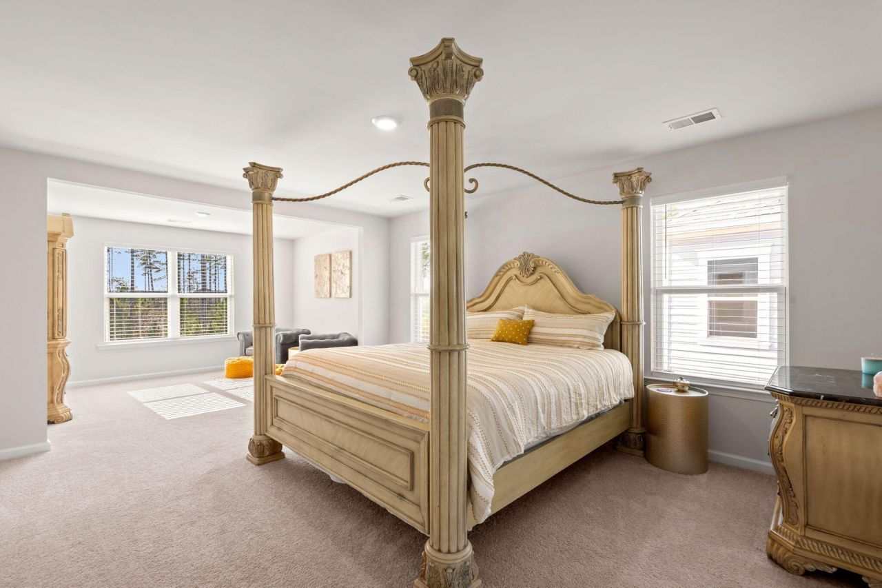 648 Chigwell Springs Lane Photo 25