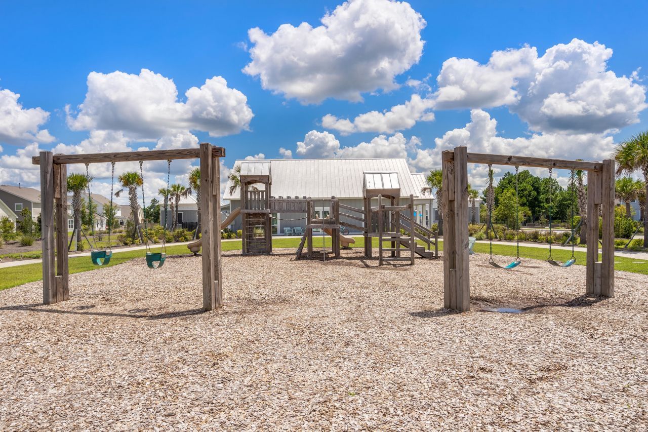 648 Chigwell Springs Lane Photo 44