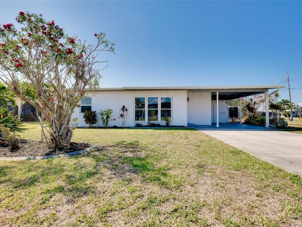 140 POINSETTIA CIRCLE NE, PORT CHARLOTTE, FL 33952