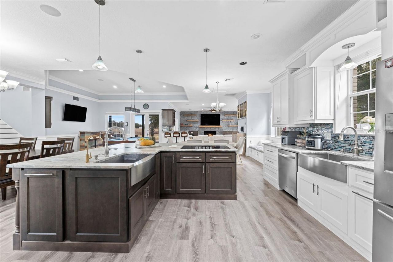 8549 Hillcrest Drive, Groveland, FL 34736 Photo