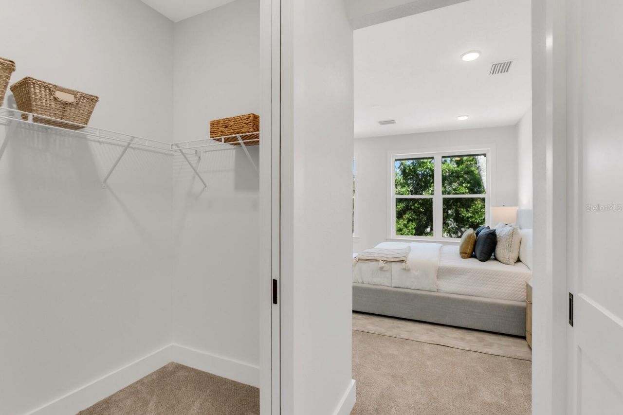 50 64th Street S, Saint Petersburg, FL 33707 Photo