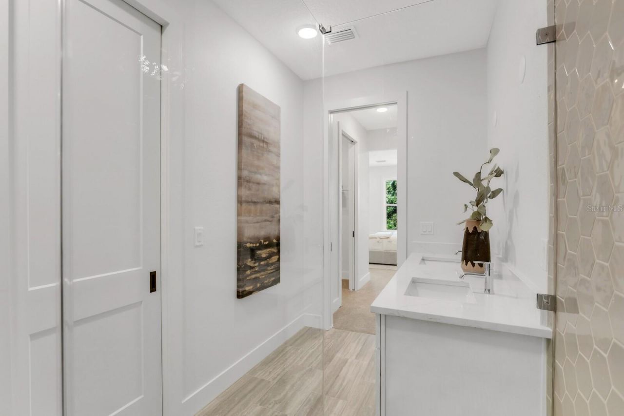 50 64th Street S, Saint Petersburg, FL 33707 Photo