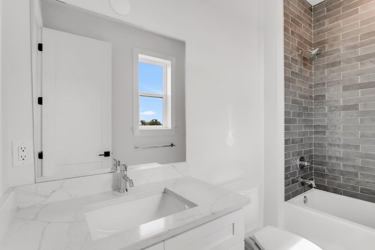 50 64th Street S, Saint Petersburg, FL 33707 Photo