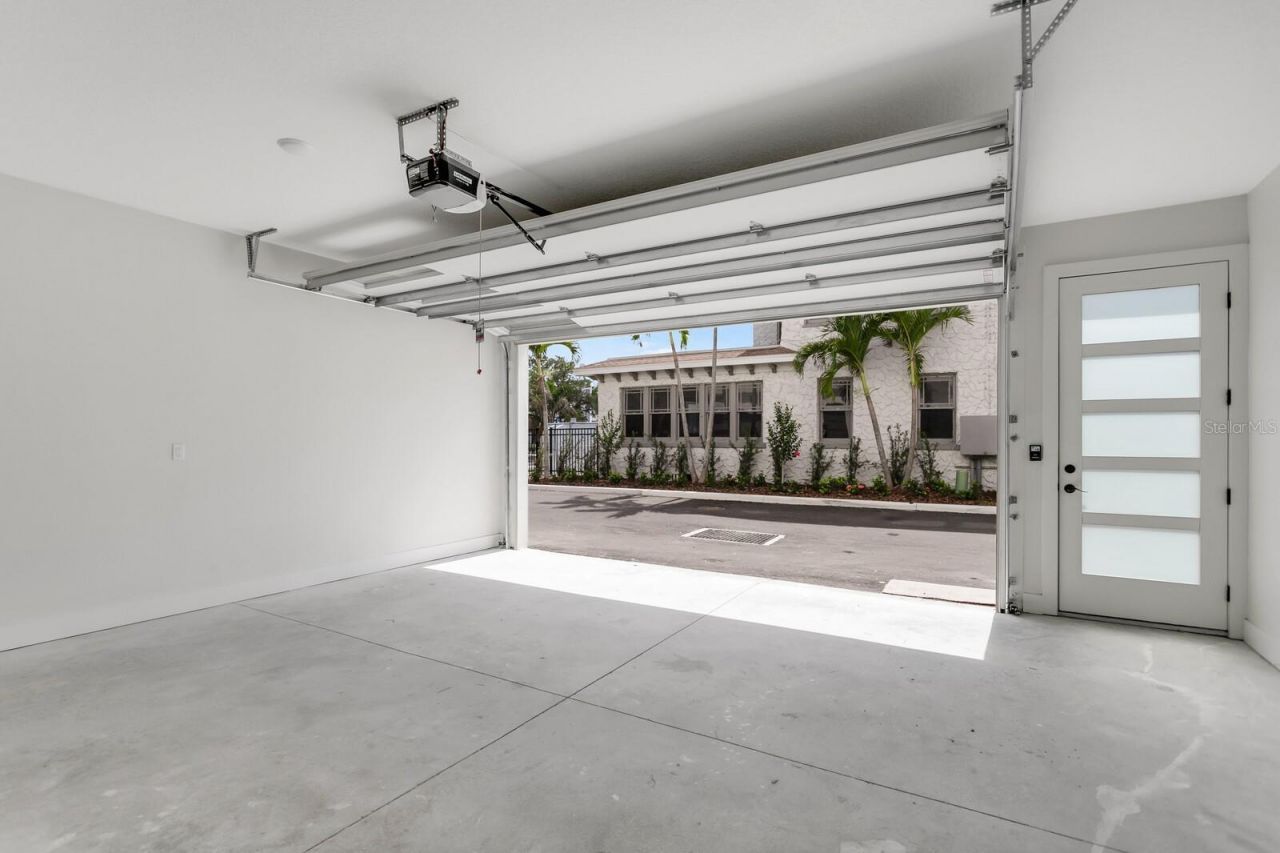 50 64th Street S, Saint Petersburg, FL 33707 Photo