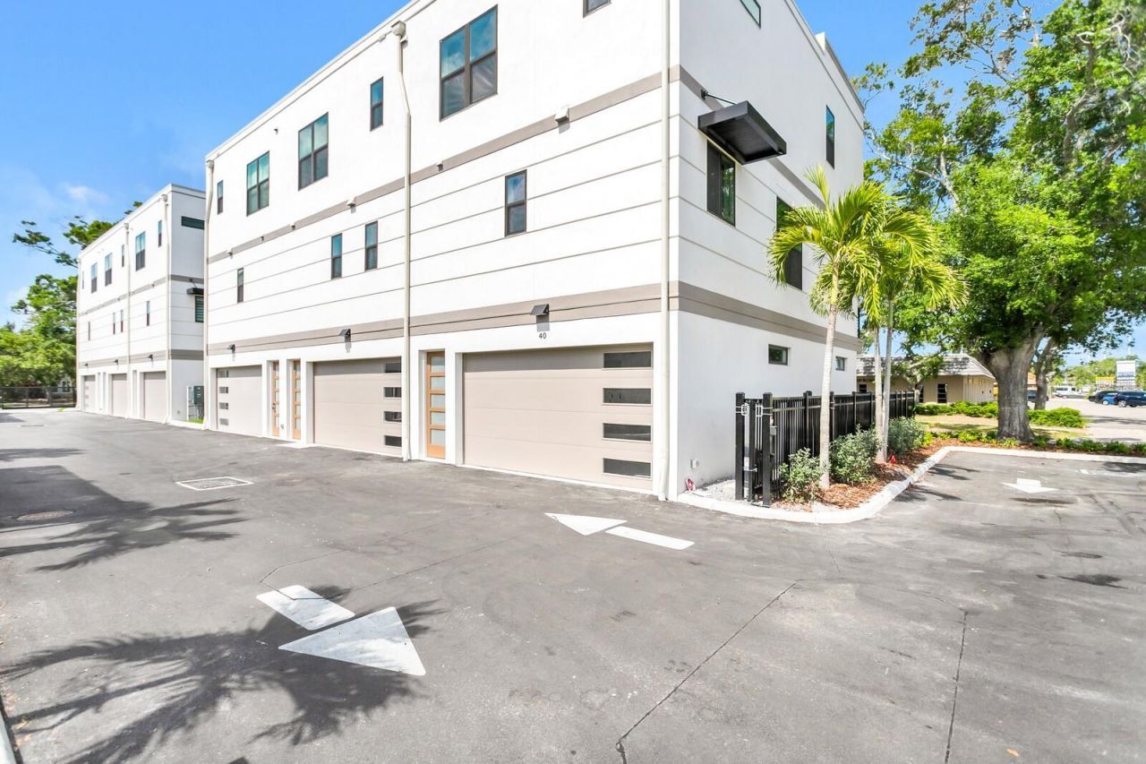 50 64th Street S, Saint Petersburg, FL 33707 Photo