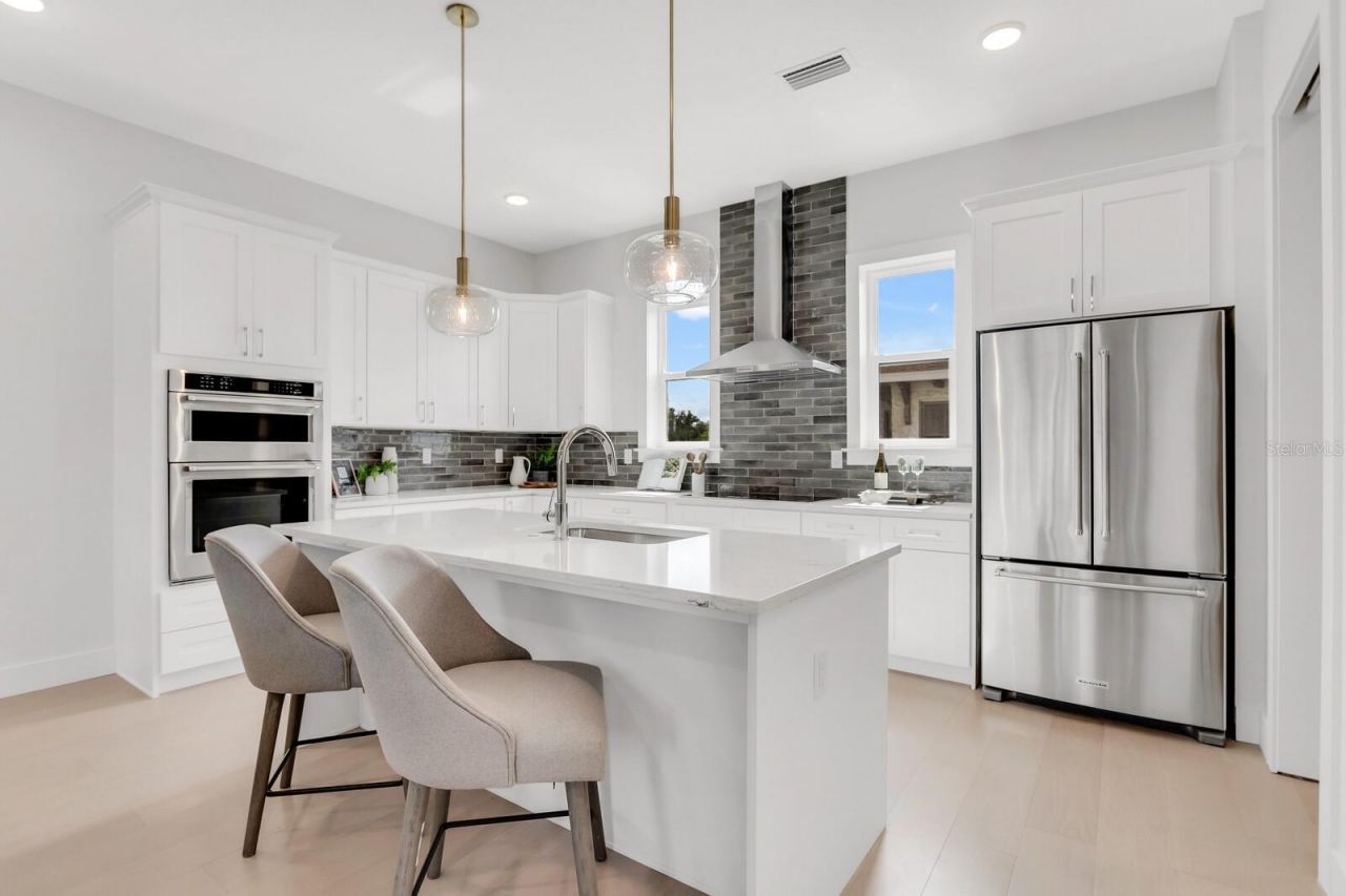 50 64th Street S, Saint Petersburg, FL 33707 Photo