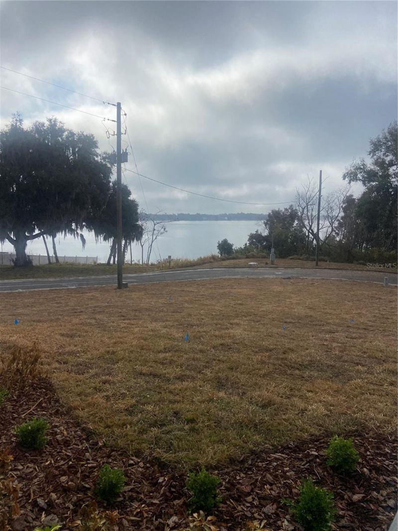 787 E Central Avenue, Eagle Lake, FL 33839 Photo