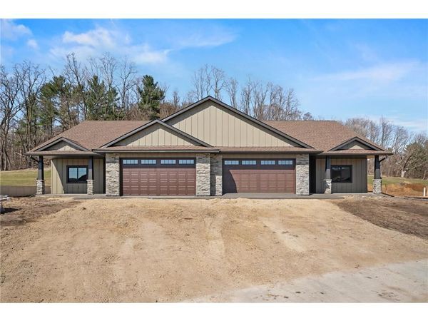 1065 Legend Lane, River Falls, WI 54022