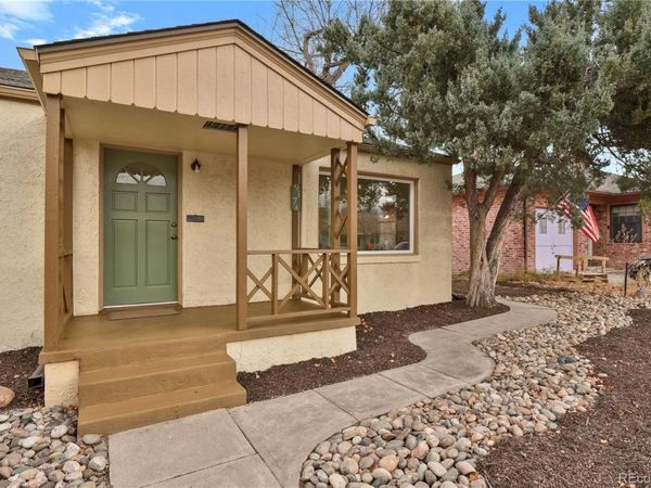 917 N Institute Street , Colorado Springs, CO 80903