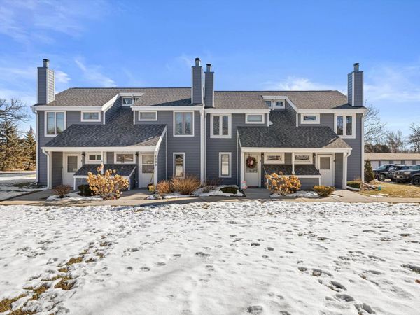 1523 Grandview Ct, Unit 4, Dover, WI 53139