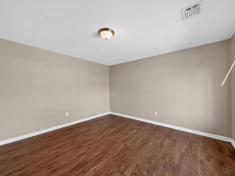3099 Niagara Street, Cincinnati, OH 45251 Photo 12